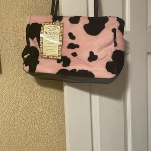 New adorable cow print Bueno bag Barbie pink with extras also